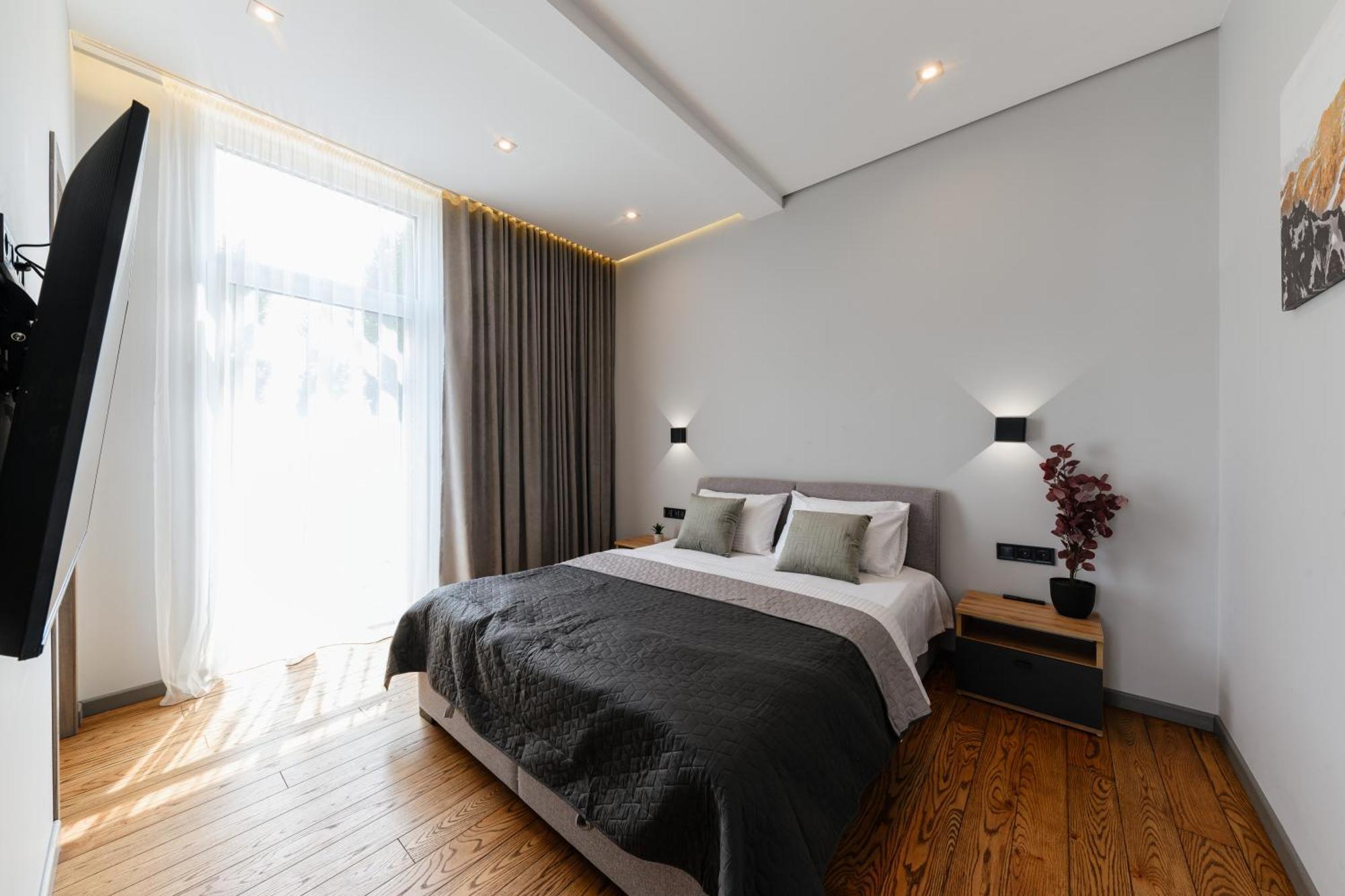 Luxury Apartments Smart House Uzhhorod Exterior foto